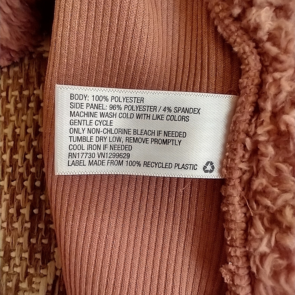 Sherpa Collared Vest NWOT - Picture 11 of 15